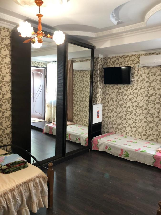 Nina Mini Hotel Gagra Exteriér fotografie